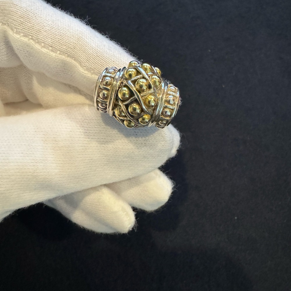 Lagos Caviar ring
